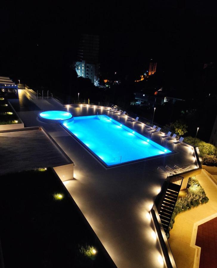 Comfort Studio With Sea View And Swimming Pool Bečići 外观 照片