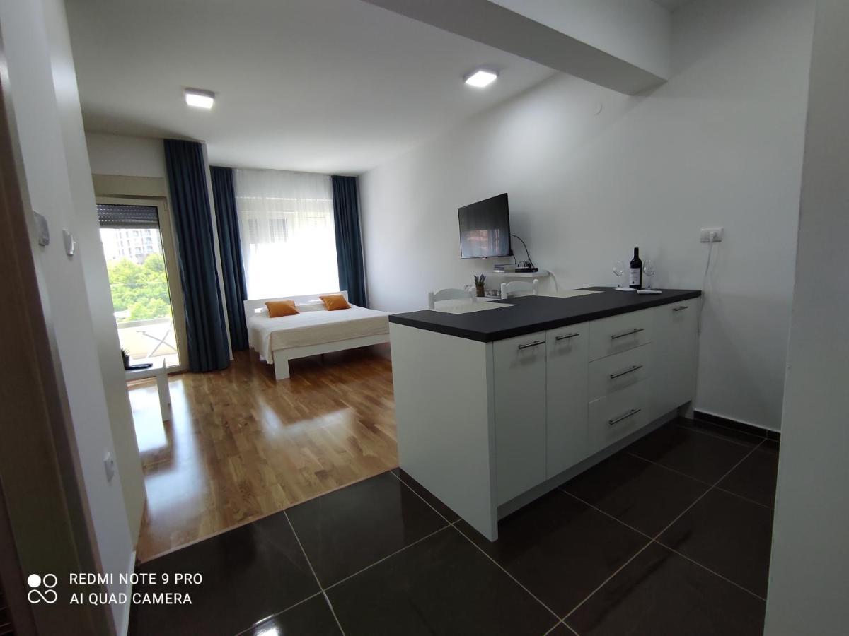 Comfort Studio With Sea View And Swimming Pool Bečići 外观 照片